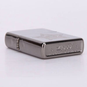 Zippo 28360 – Zippo Skull Badge Black Ice