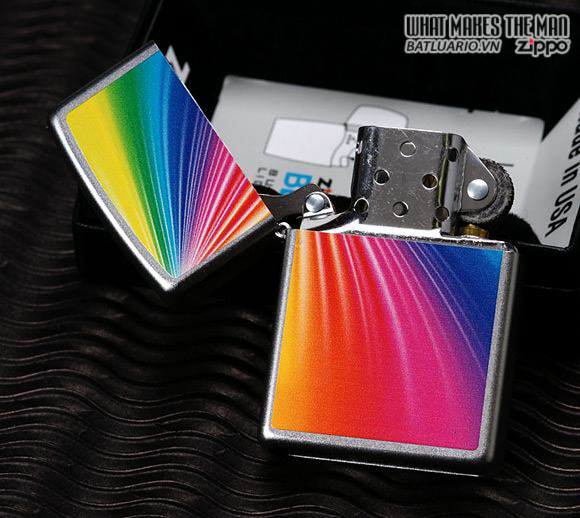 Zippo 24884 – Zippo Lighter Rainbow Satin Chrome