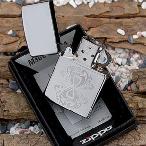 Zippo 28050 – Zippo Mirrored Hearts High Polish Chrome