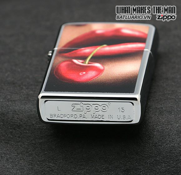 Zippo 28655 - Zippo Lips Cherries High Polish Chrome 3 Zippo 28655 - Zippo Lips Cherries High Polish Chrome - Ảnh 3