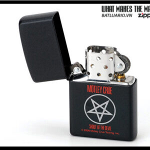 Zippo 24563 - Zippo Motley Crue Black Matte 6 Zippo 24563 - Zippo Motley Crue Black Matte - Ảnh 3