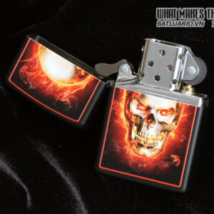 Zippo 28307 – Zippo Burning Skull Black Matte