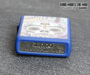 Zippo 28470 – Zippo Day Of The Dead Royal Blue Matte