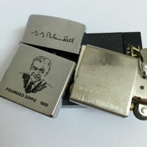 ZIPPO 1995 - FOUNDER LIGHTER BRUSHED CHROME 9 ZIPPO 1995 – FOUNDER LIGHTER BRUSHED CHROME 8