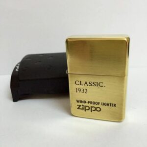 Zippo brass 1986 CLASSIC 1932 ( 2 la mã )