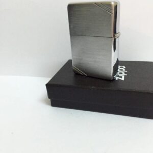 Zippo Vintage 1985 ( 1 la mã ) 9 Zippo Vintage 1985 ( 1 la mã ) 7