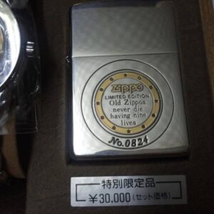 ZIPPO GIFT SET ĐỒNG HỒ ĐEO TAY & ZIPPO LACKE BẠC 2