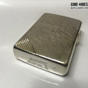 ZIPPO LACKE BẠC - Chữ xéo đít lồi 7 ZIPPO LACKE BẠC – Chữ xéo đít lồi 2