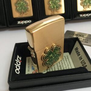 Zippo 28806 - Zippo Four Leaf Clover ( Shamrock ) Emblem Brushed Brass 4