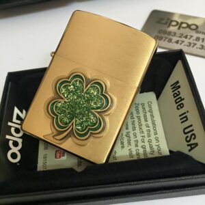 Zippo 28806 - Zippo Four Leaf Clover ( Shamrock ) Emblem Brushed Brass 5