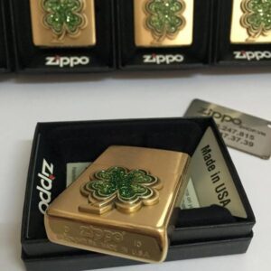 Zippo 28806 – Zippo Four Leaf Clover ( Shamrock ) Emblem Brushed Brass