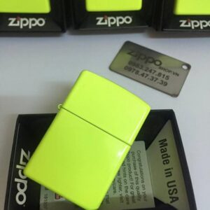 Zippo 28887 – Zippo Neon Yellow Matte