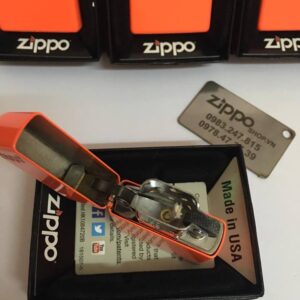 Zippo 28888ZL - Zippo Plain with Logo Neon Orange Matte 2