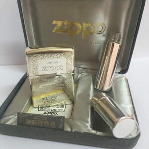Zippo 1991 lacke bạc - La Mã chữ xéo đáy lồi VII 6 Zippo 1991 lacke bạc – La Mã chữ xéo đáy lồi VII 1
