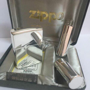 Zippo 1991 lacke bạc - La Mã chữ xéo đáy lồi VII 8 Zippo 1991 lacke bạc – La Mã chữ xéo đáy lồi VII 3