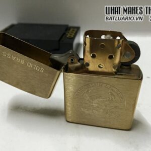 Zippo solid brass 1993 Hoạ tiết đại bàng – quốc điểu của Mỹ 3