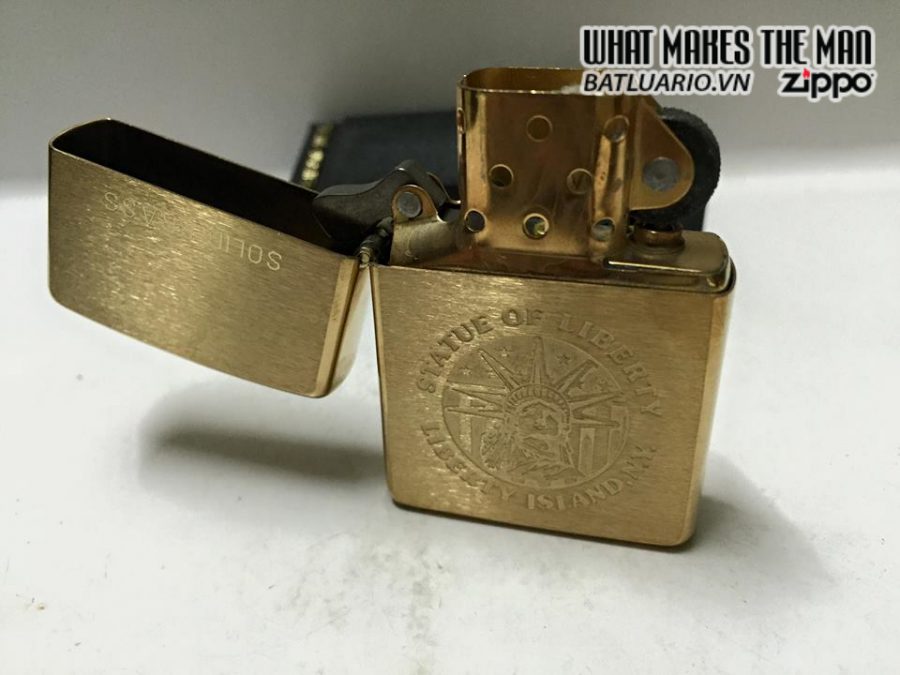 Zippo solid brass 1993 Hoạ tiết LIBERTY 1