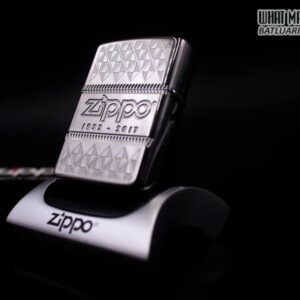 ZIPPO 29442 – ZIPPO 85TH ANNIVERSARY COLLECTIBLE OF THE YEAR 2017 – COTY 2017 6