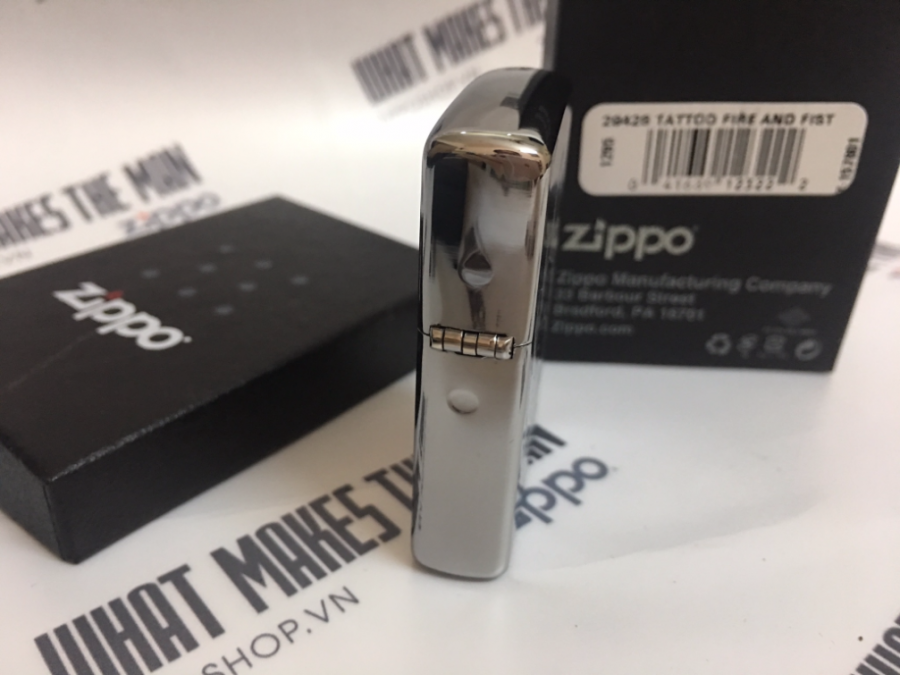 Zippo 29428 - Zippo Tattoo Fire and Fist Brushed Chrome 2