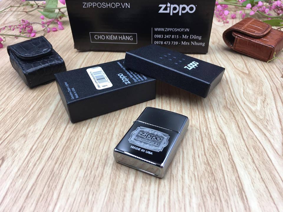 Zippo 29521 - Zippo Bradford PA High Polish Chrome 2