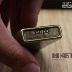 ZIPPO LA MÃ 1994 – MARLBORO – CAO BỒI QUĂNG DÂY – ANTIQUE BRASS 2