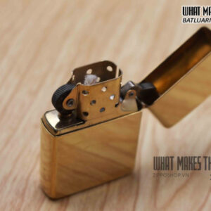 ZIPPO CHU NIÊN 1932-1992 – ĐỒNG NGUYÊN KHỐI – TRƠN 8 ZIPPO CHU NIÊN 1932-1992 – ĐỒNG NGUYÊN KHỐI – TRƠN 3