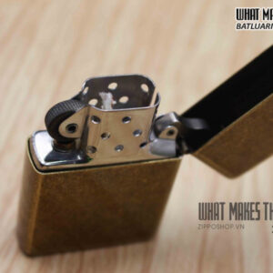 ZIPPO LA MÃ 1994 - ANTIQUE BRASS - CAR FFI 8 ZIPPO LA MÃ 1994 – ANTIQUE BRASS – CAR FFI 4