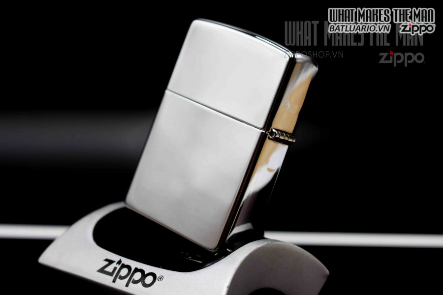 ZIPPO 2002 – FORD 1