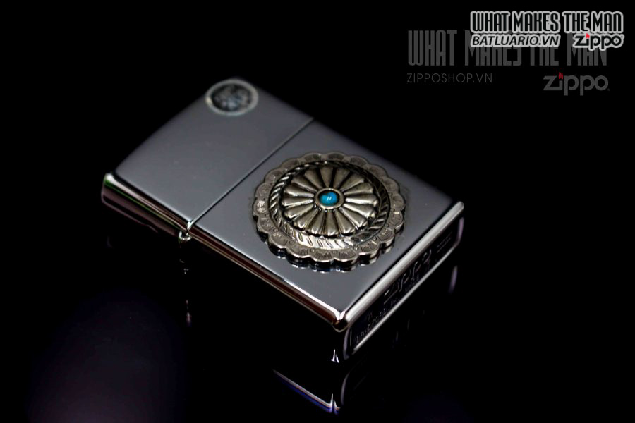 ZIPPO LA MÃ 1997– INDIAN PUEBLO 4 ZIPPO LA MÃ 1997– INDIAN PUEBLO 4