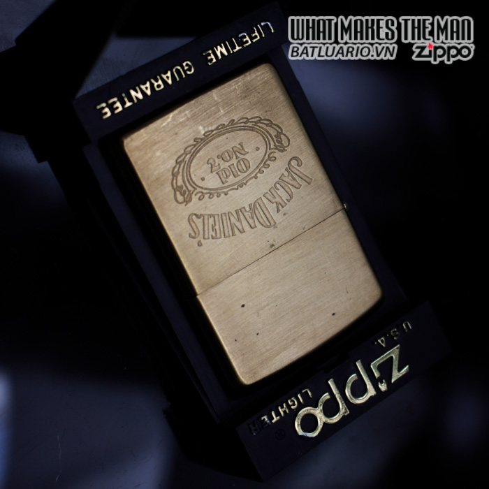ZIPPO LA MÃ 1993 – JACK DANIEL’S OLD NO.7 – ĐỒNG NGUYÊN KHỐI 2