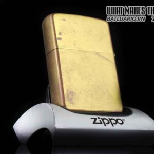HIẾM – ZIPPO XƯA 1976 – SOLID BRASS – MARLBORO COWBOY RIDING HORSE 1