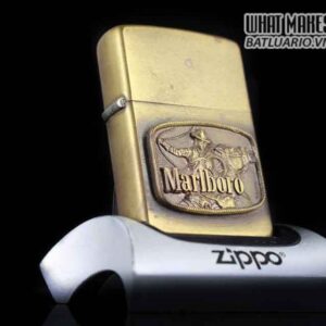 HIẾM – ZIPPO XƯA 1976 – SOLID BRASS – MARLBORO COWBOY RIDING HORSE