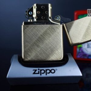 Zippo 29675 - Zippo Diagonal Weave Brass 13