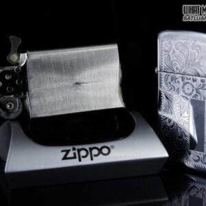 ZIPPO SLIM 1979 – VENETIAN – HOA VĂN Ý 2