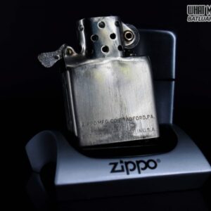 ZIPPO XƯA 1947 - 1949 - MANARCH FUSE CO 13 ZIPPO XƯA 1947 – 1949 – MANARCH FUSE CO 3