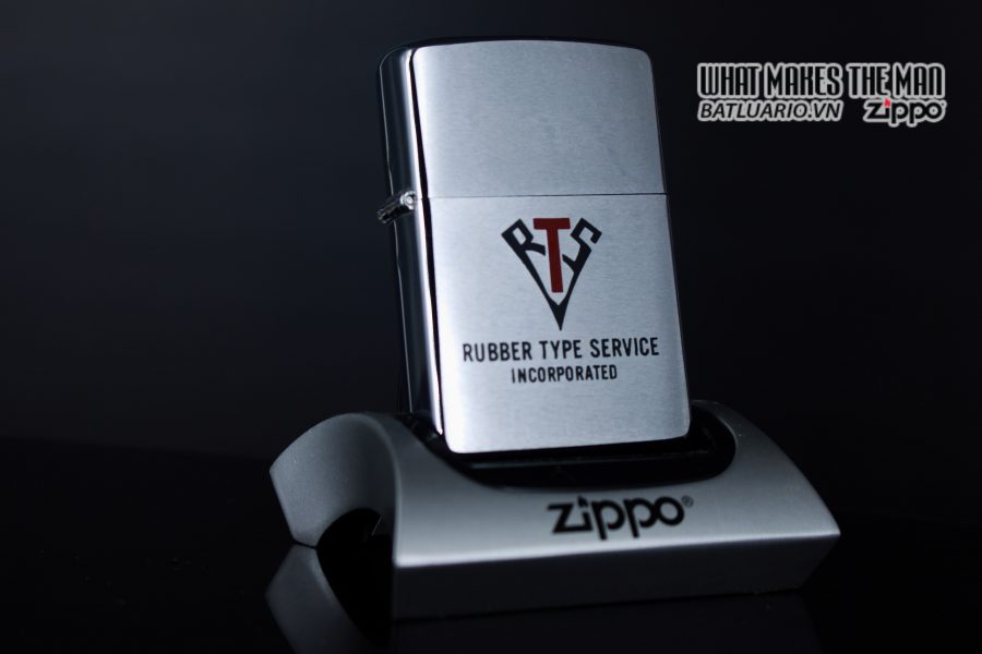ZIPPO XƯA 1980 – RUBBER TYPE SERVICE INCORPORATED