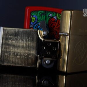 Alternative view of ZIPPO CHU NIÊN 1932 – 1984 – HỌA TIẾT ĂN MÒN