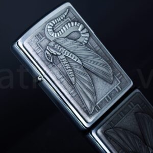 ZIPPO LA MÃ 2000 – EGYPTIAN COBRA WITH WINGS – BRUSHED CHROME 3
