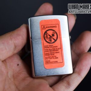 ZIPPO LA MÃ 2000 – EGYPTIAN COBRA WITH WINGS – BRUSHED CHROME 4
