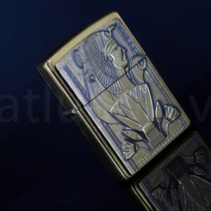 ZIPPO LA MÃ 2000 – EGYPTIAN QUEEN & FLOWERS – BRUSHED BRASS 3