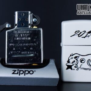 ZIPPO TRANH DÂN GIAN LỢN Ỷ DUMOUTIER 2019 8 ZIPPO TRANH DÂN GIAN LỢN Ỷ DUMOUTIER 2019 - Ảnh 3