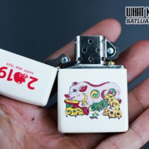 ZIPPO TRANH ĐÔNG HỒ LỢN ĐÀN 2019 11 ZIPPO TRANH ĐÔNG HỒ LỢN ĐÀN 2019 - Ảnh 5