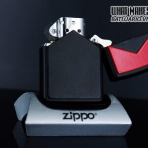 ZIPPO LA MÃ 1997 – MARLBORO BLACK & RED 6