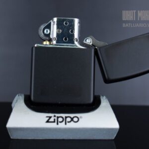 ZIPPO 218 BLACK AND WHITE LION 4