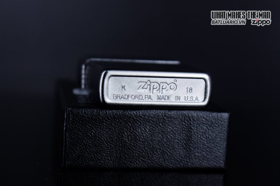 Zippo 29857 – Zippo Labyrinth Design Satin Chrome 7
