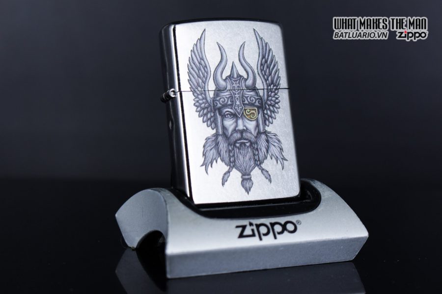 Zippo 29871 – Zippo Viking Warrior Design Street Chrome 4