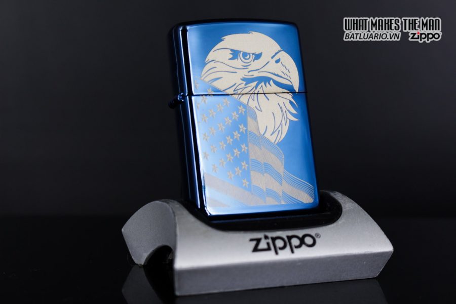 Zippo 29882 - Zippo Eagle & Flag Design High Polish Blue 1