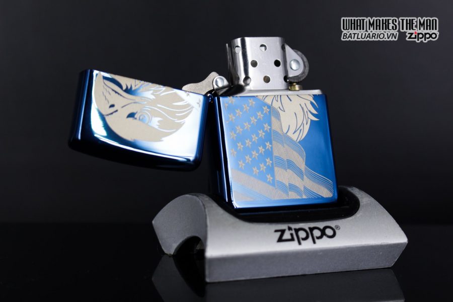Zippo 29882 - Zippo Eagle & Flag Design High Polish Blue 2