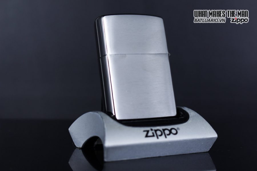 Zippo 29889 – Zippo Asian Tiger Design Brushed Chrome 9