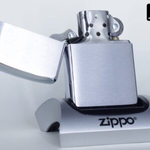 Alternative view of ZIPPO LA MÃ 1998 – BRUSHED CHROME - PLAIN